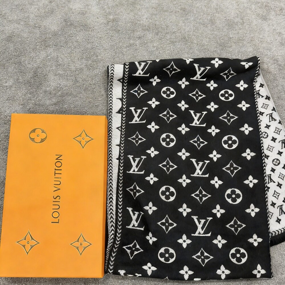 Louis Vuitton Black White Small Monogram Scarf